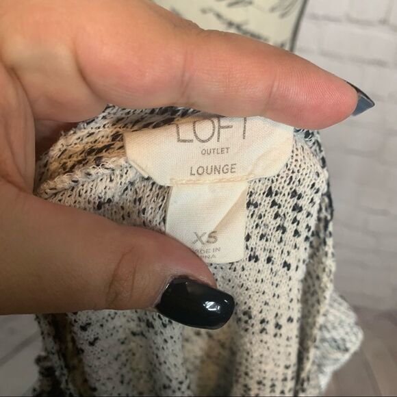 Ann Taylor LOFT Outlet Women Gray Pullover Sweater Extra small - Picture 6 of 6